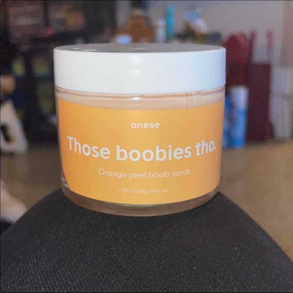 Anese those boobies tho